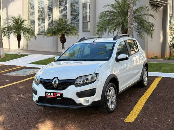 RENAULT SANDERO 1.6 16V SCE FLEX STEPWAY DYNAMIQUE MANUAL RENAULT SANDERO 1.6 16V SCE FLEX STEPWAY DYNAMIQUE MANUAL